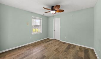 101 Hendrix Ct, Boiling Springs, SC 29316