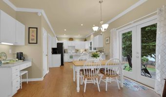 720 Highmeade Ter, Alpharetta, GA 30005