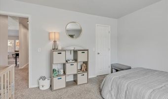 21855 Pioneer Cir, Edmond, OK 73012