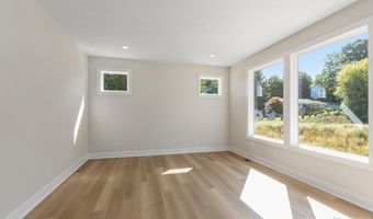 8344 Kettle Oak Dr SE, Alto, MI 49302