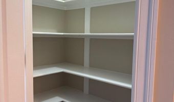 7702 TRAMMELL Rd, Annandale, VA 22003