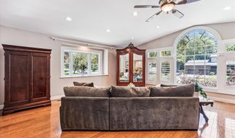 3140 ANCHORAGE Dr, Annapolis, MD 21403