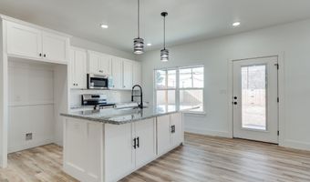 407 Ave M, Abernathy, TX 79311