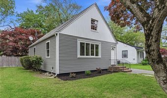 8 Angela Ct, North Providence, RI 02904