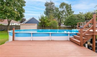 25 Woodbine St, East Providence, RI 02915