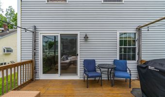 211 Oak St, Bath, ME 04530