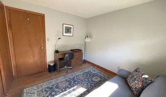 8 Wood Dr, Atkinson, NH 03811