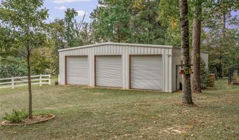 400 Crouch Rd, Benton, LA 71006
