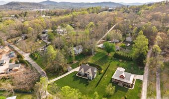 25 W Haven Dr, Arden, NC 28704