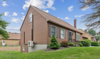 11 Concord Pl, Auburn, ME 04210