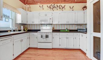 203 E Terminal Blvd, Atlantic Beach, NC 28512