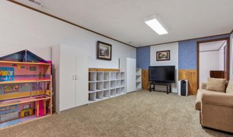 2325 Countryaire Estates Dr, Aberdeen, SD 57401