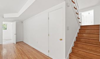 4929 JAMESTOWN Rd, Bethesda, MD 20816