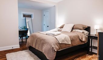 2230 Markham Ct, Charlotte, NC 28205