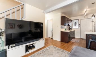 98-1386 C Hinu Pl 46, Pearl City, HI 96782