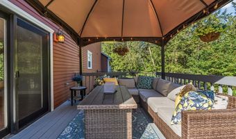 212 Vickery Rd, Auburn, ME 04210