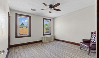 8923 Gravois Rd, Affton, MO 63123