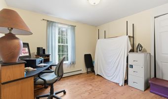 7 Brenton Ln, Barnstead, NH 03225