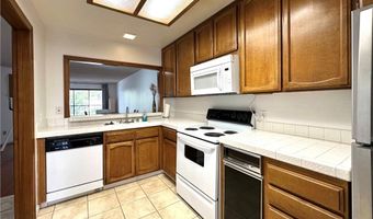 3525 Lebon Dr 204, San Diego, CA 92122