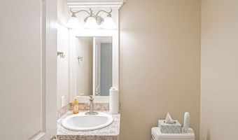 899 N Von Elm Dr, Blackfoot, ID 83221