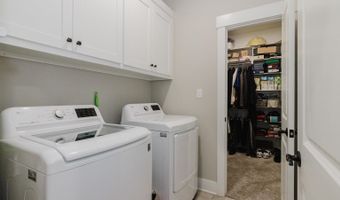 7424 Northwood Dr, Benton, AR 72019