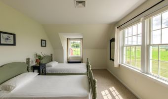 420 Roche Dr, Ancramdale, NY 12503