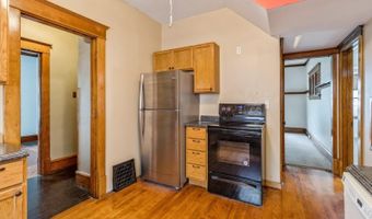 615 Kellogg Ave, Ames, IA 50010