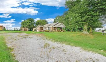 6829 Highpoint Rd, Albertville, AL 35950