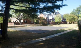 3417 S UTAH St, Arlington, VA 22206