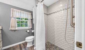 19 Greenleaf St, Billerica, MA 01821