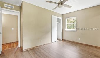 195 Bay Pines Rd, Beaufort, SC 29906