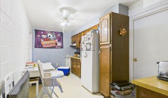 18 S 5Th St, Albia, IA 52531