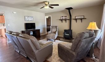 2103 W Currier Ave, Artesia, NM 88210