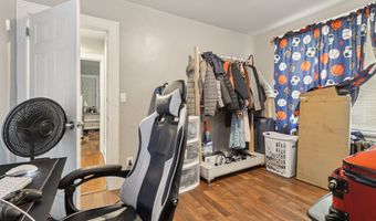 30 Dover St, Bridgeport, CT 06610