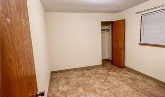 302 E Elmwood St, Arlington, MN 55307