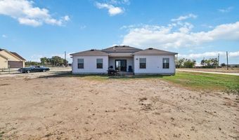 9723 Crow Ln, Adkins, TX 78101