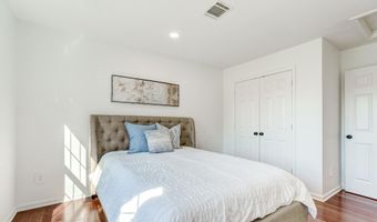 43968 BIDWELL Ct, Ashburn, VA 20147
