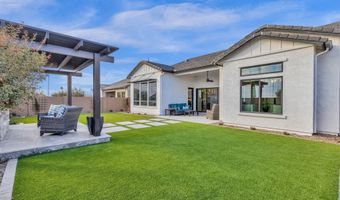 1151 E PEACH TREE Dr, Chandler, AZ 85249