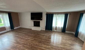 6805 Twin Brooks Dr, Indianapolis, IN 46227