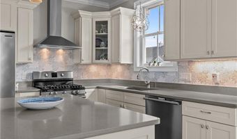 50 Kettle Point Ave 50, East Providence, RI 02914