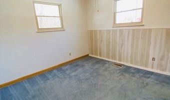 927 OLD GRANDVIEW Rd, Beaver, WV 25813