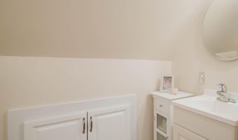 87 Hollywood Ave, Albany, NY 12208