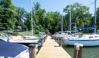 700 N HOLLY Dr, Annapolis, MD 21409