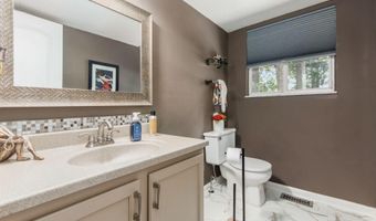 918 Timothy Dr, Columbus, OH 43230