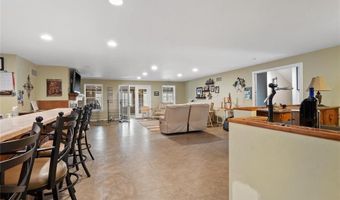 15811 Jedberg Ln, Ballwin, MO 63021