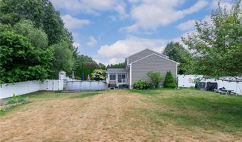 2 Brookfield Rd, Coventry, RI 02816