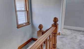 910 2nd Ave, Armstrong, IA 50514