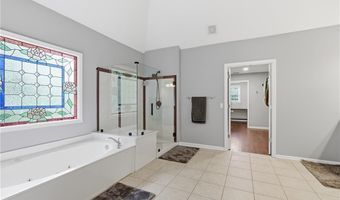 127 Laurel Ridge Dr, Alpharetta, GA 30004