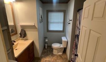 1611 Douglas Ave, Ames, IA 50010