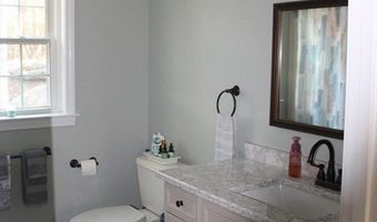 999 Old Coldbrook Rd, Barre, MA 01005